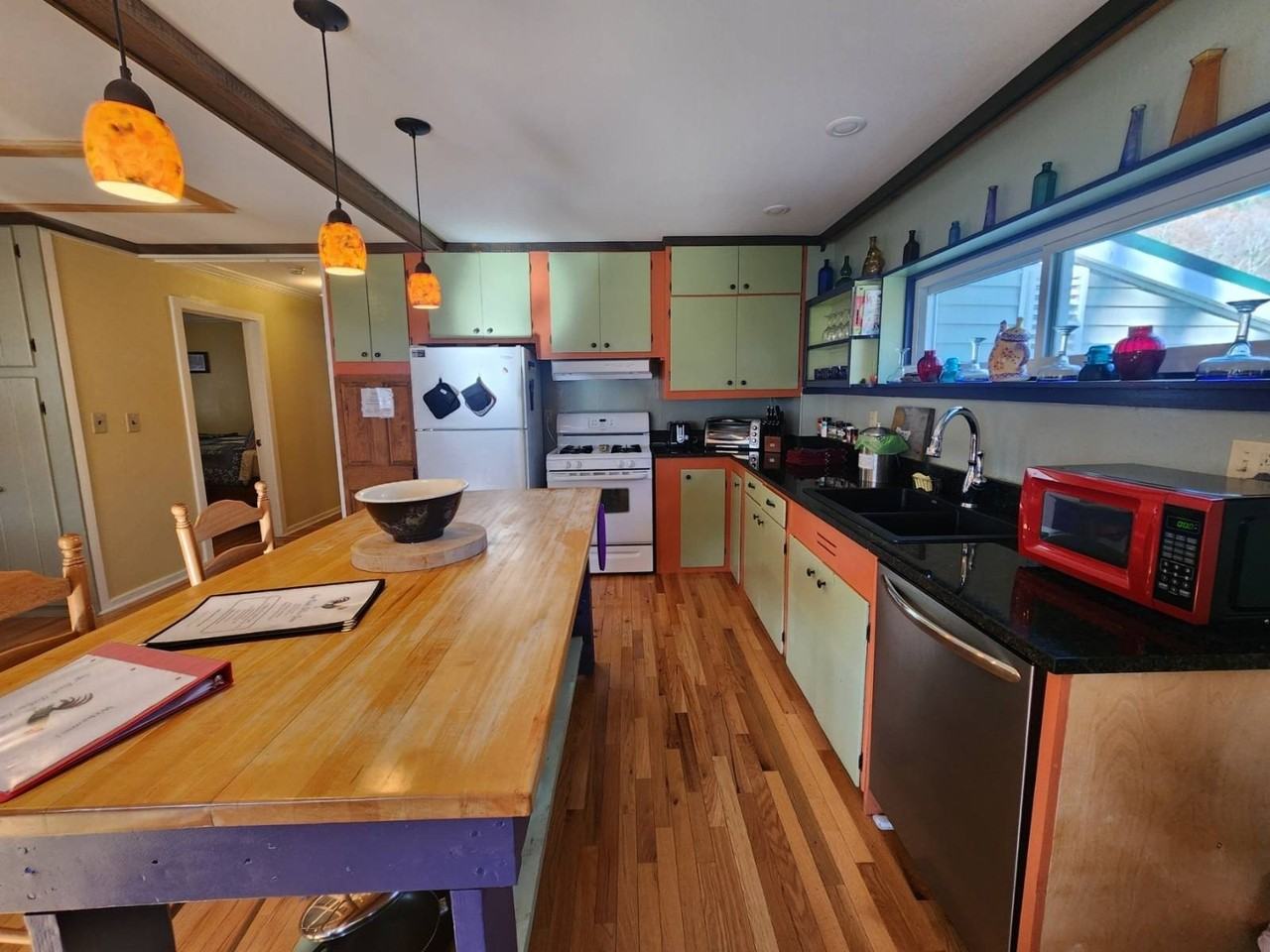 832 W Fulton Rd - Photo 3 of 14