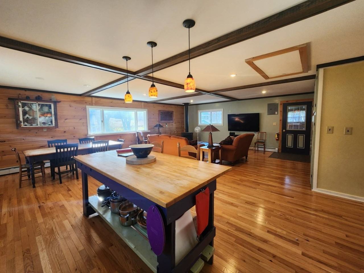 832 W Fulton Rd - Photo 4 of 14