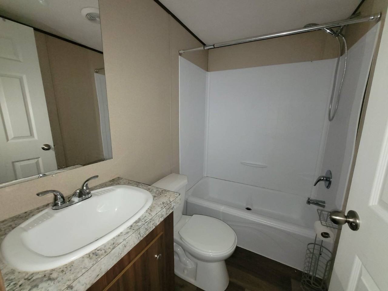 604 White St Sw #42 - Photo 7 of 8