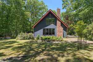 featured image of 278 Big Fresh Pond Rd
