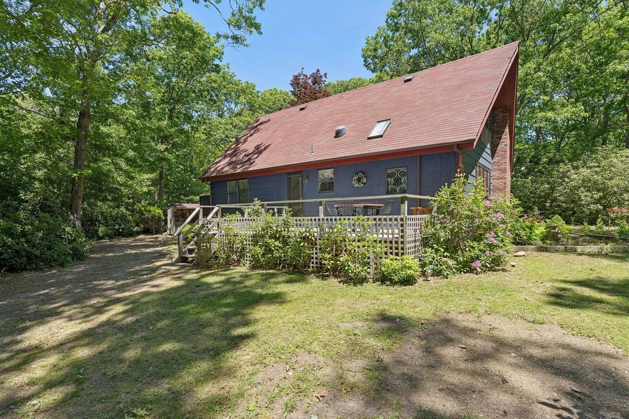 278 Big Fresh Pond Rd - Photo 3 of 18