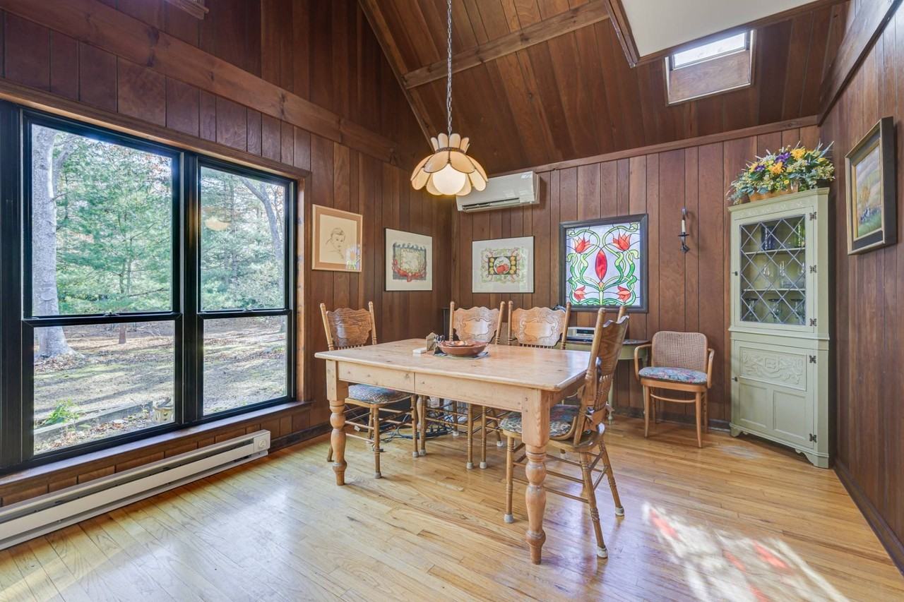278 Big Fresh Pond Rd - Photo 6 of 18