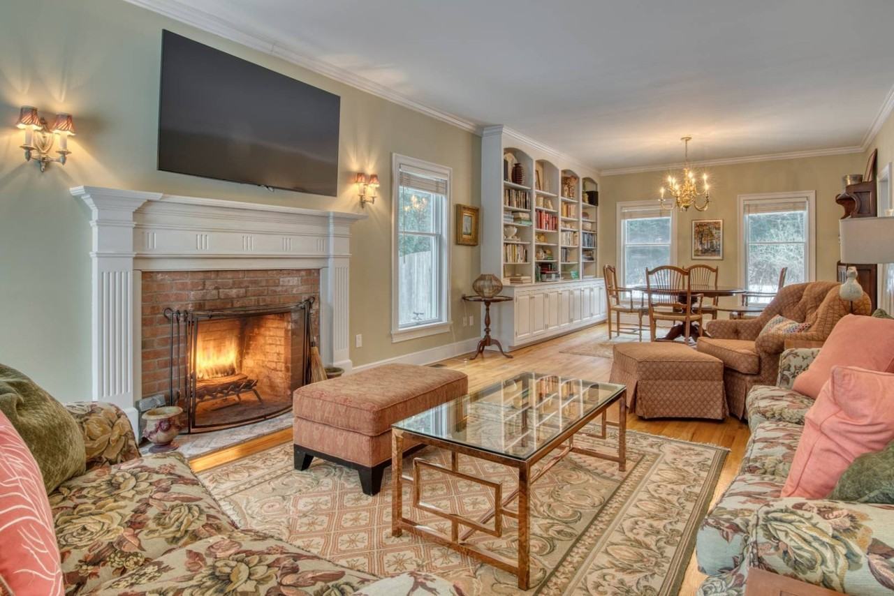 144 Coopers Farm Rd - Photo 4 of 21