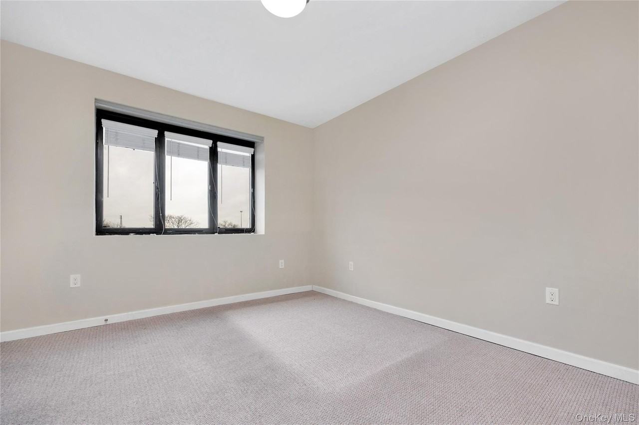 17218 Jamaica Ave #3D - Photo 6 of 23