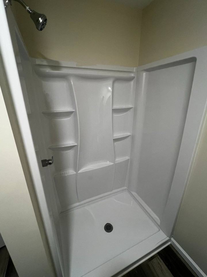 551 N Lee Ave - Photo 6 of 13