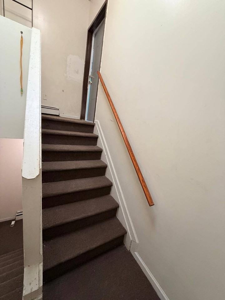 392 Montauk Ave #2 - Photo 2 of 20