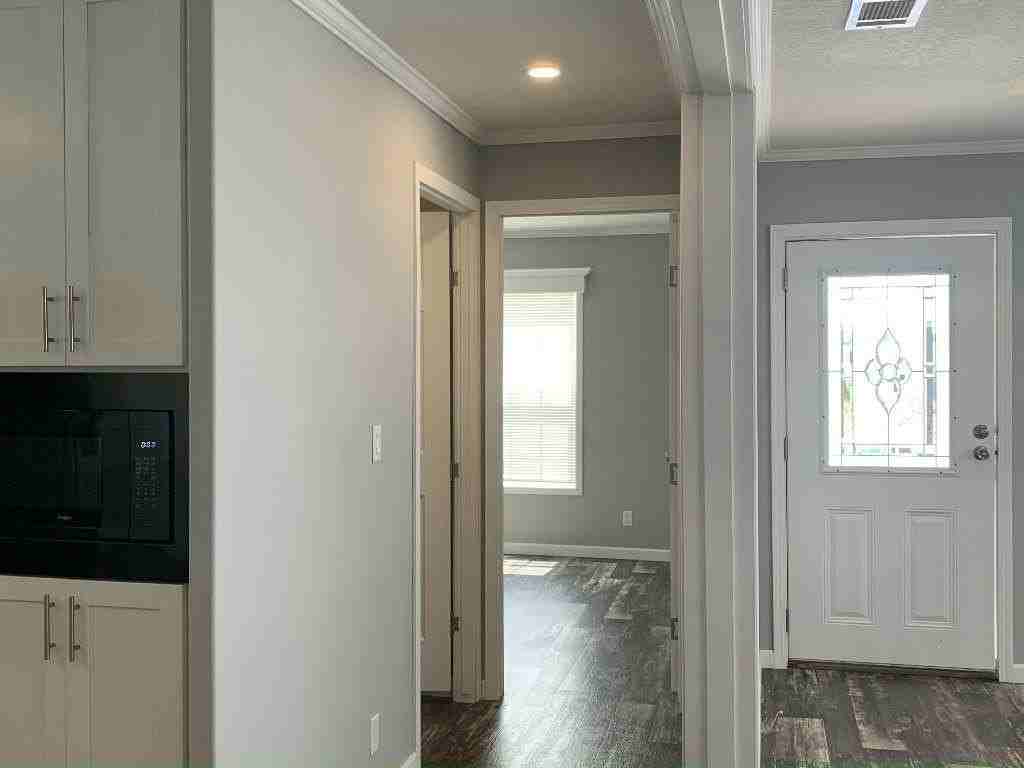 419 Zeeland St #0419 - Photo 6 of 20