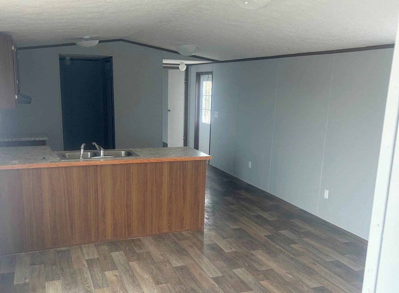 429 Milan Ave - Photo 2 of 4