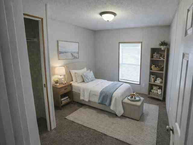 5007 Ne 1st Ter #830 - Photo 3 of 4
