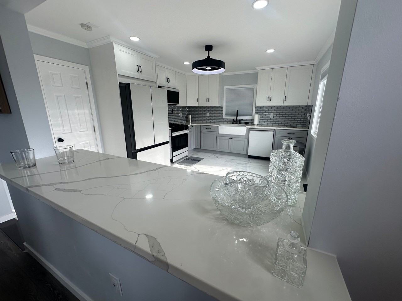 595 Kingfisher Cir - Photo 6 of 50