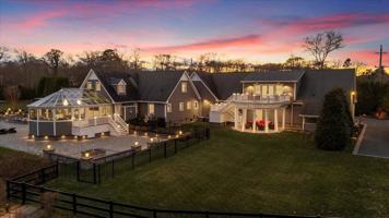 featured image of 19 W Tiana Rd
