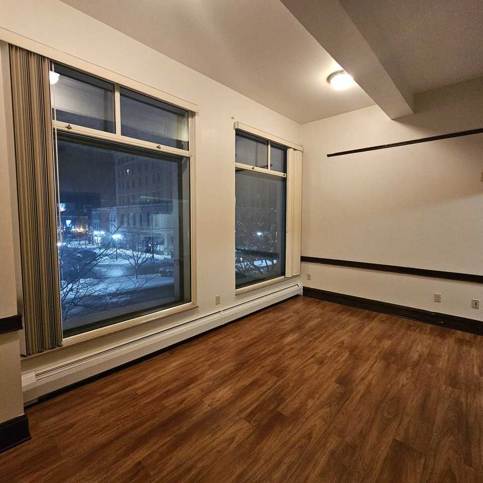 11 Public Sq #303