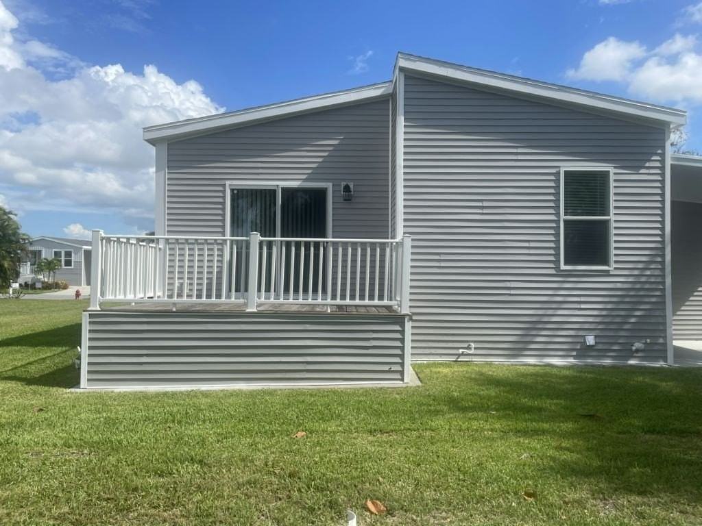 4072 70th Ct N #1101 - Photo 3 of 8