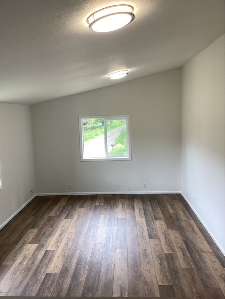 383 Se Olson Rd #1 - Photo 2 of 13