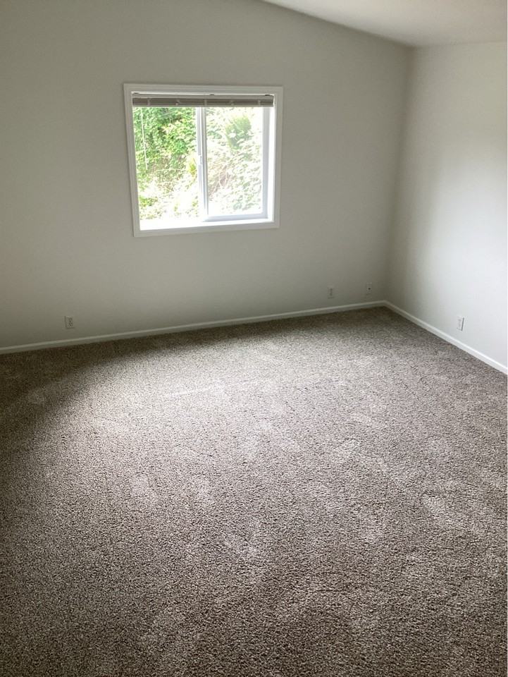 383 Se Olson Rd #1 - Photo 6 of 13