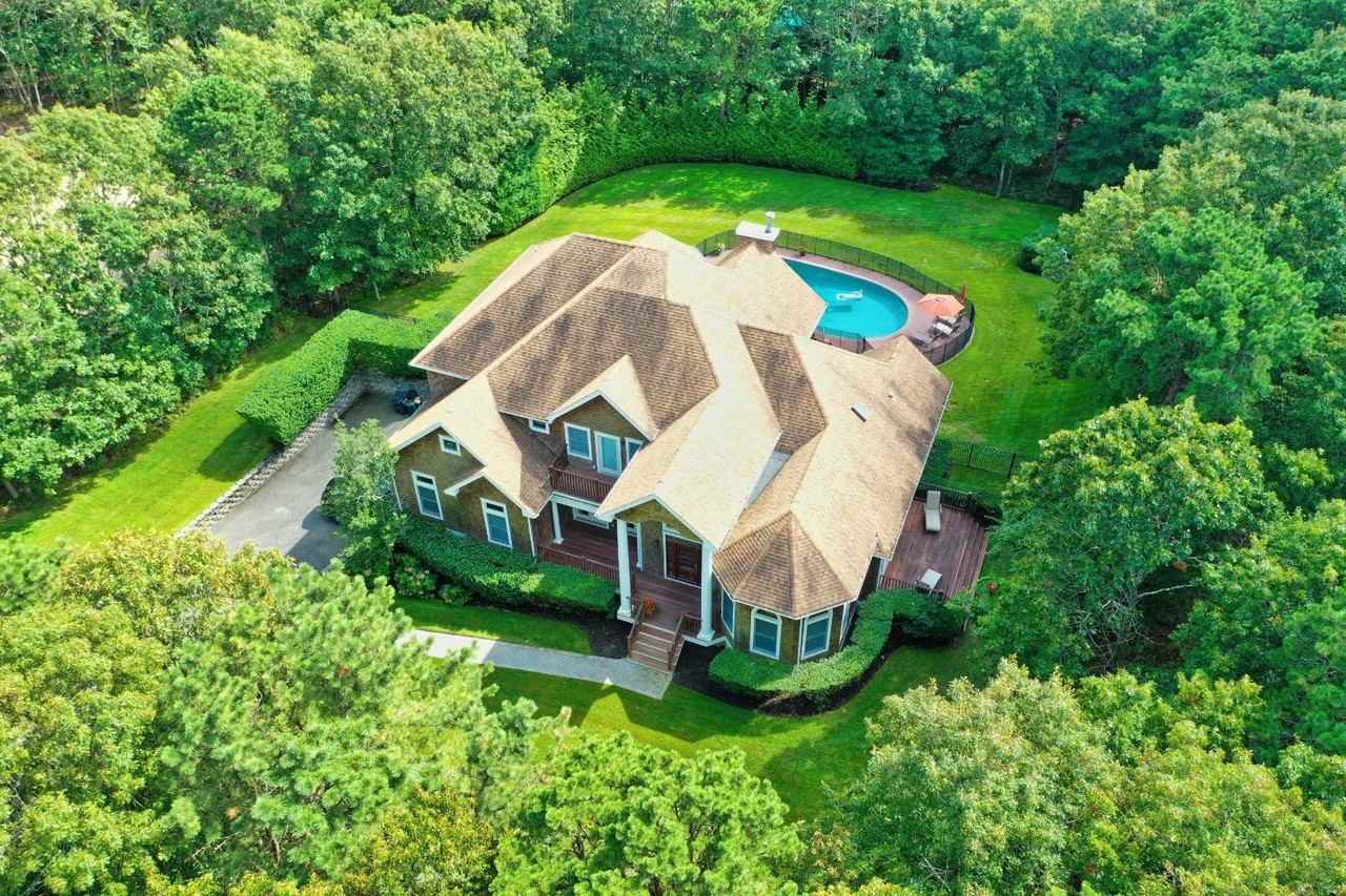 5 Candace Dr - Photo 5 of 30