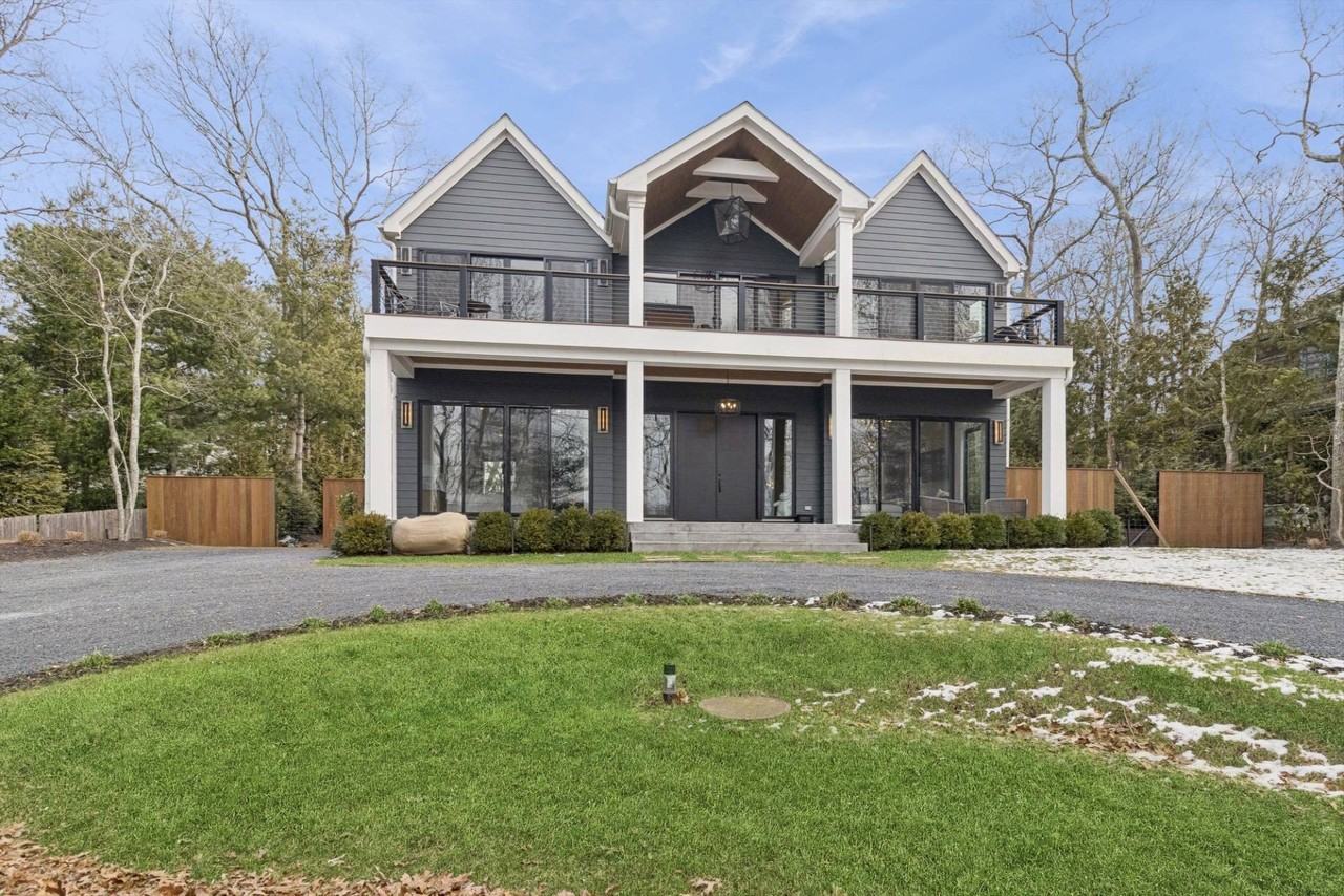 124 Big Fresh Pond Rd - Photo 2 of 40