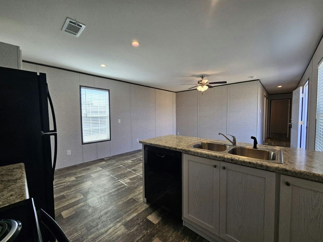 1054 Myakka Dr #2118 - Photo 4 of 12