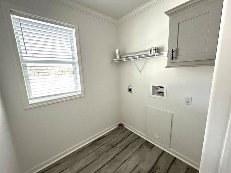 1057 Vervain Dr #1057E - Photo 5 of 20