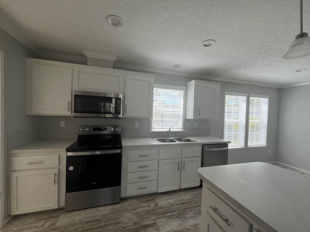 3 Eland Dr #0003 - Photo 4 of 21