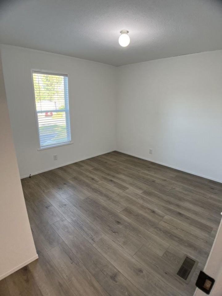 12710 Granger Ct #323 - Photo 7 of 20