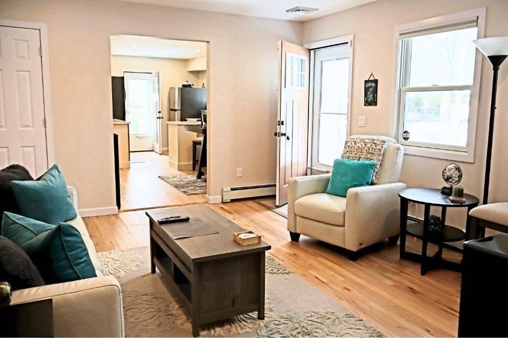 38 Woodridge Rd - Photo 3 of 24