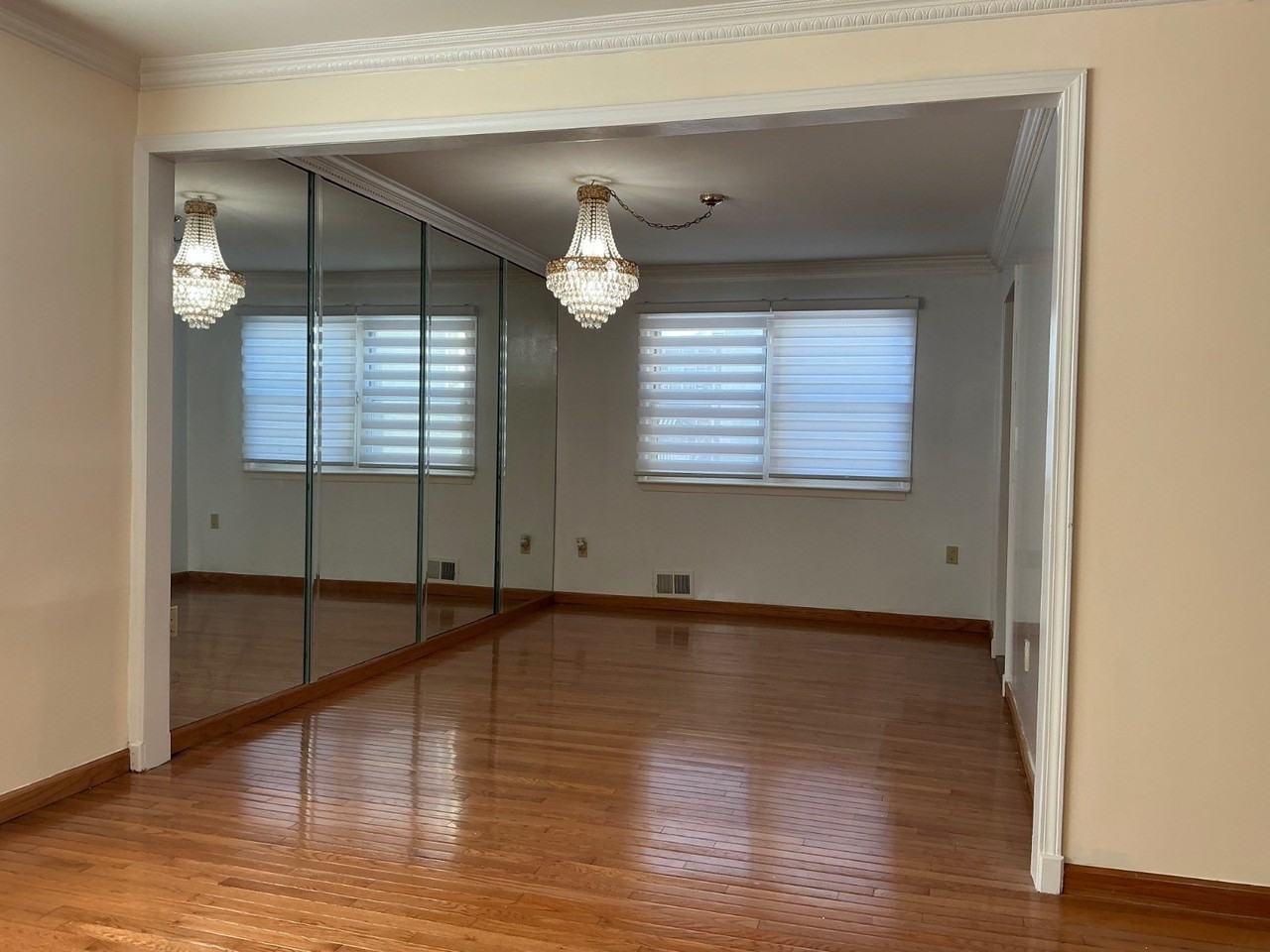 306 Jefferson Ave #1 - Photo 7 of 21