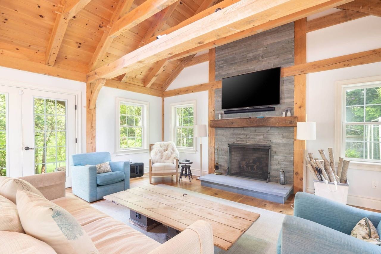 2766 Montauk Hwy - Photo 5 of 26