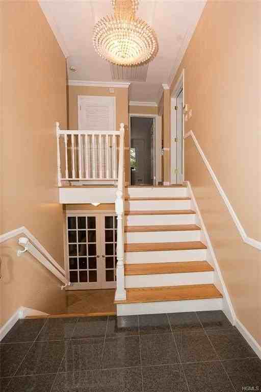 49 Soulice Pl - Photo 2 of 23