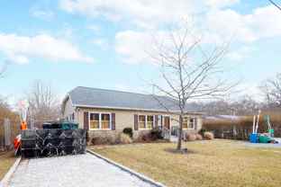 7 Washington Ave - Photo 1 of 1