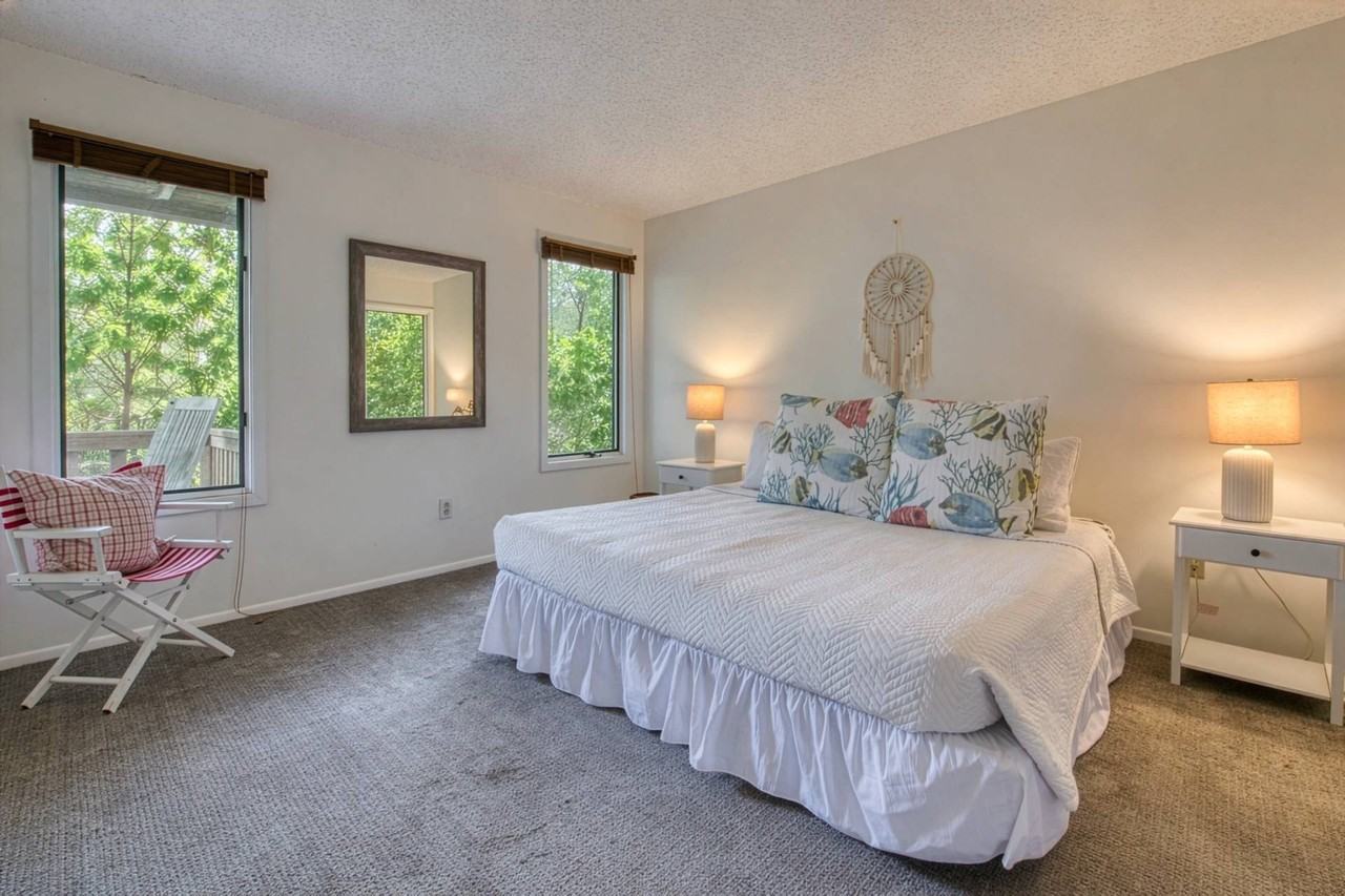 16 Elm Ln - Photo 6 of 13