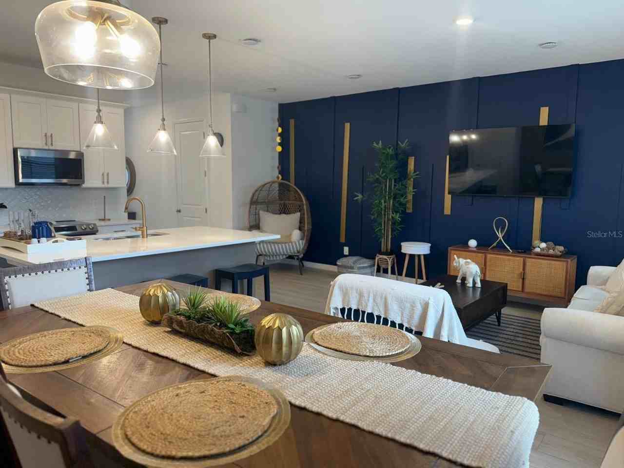 803 Longboat Dr - Photo 6 of 24