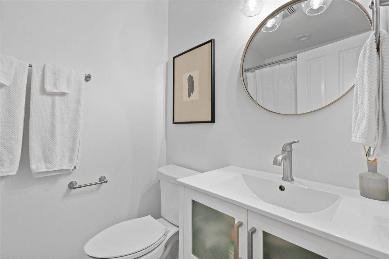 25 Nidzyn Ave - Photo 5 of 20