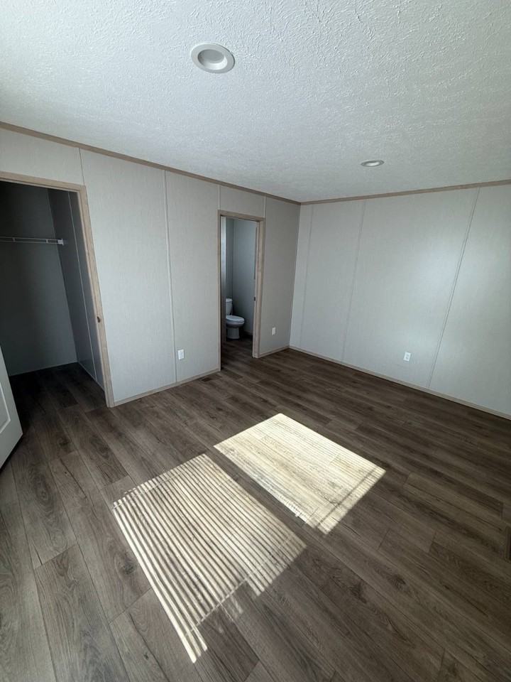 131 E Arlington Dr - Photo 5 of 6