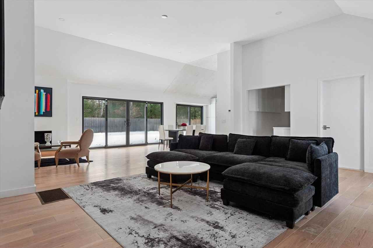 10 Hampton St - Photo 5 of 24