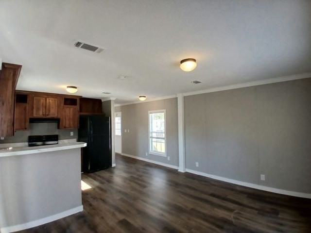1660 Genie St #29 - Photo 2 of 5