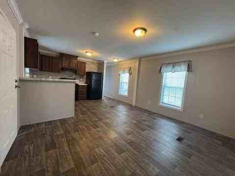 4000 24th St N #503 - Photo 2 of 12