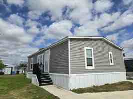 featured image of 210 Birch Ln #18
