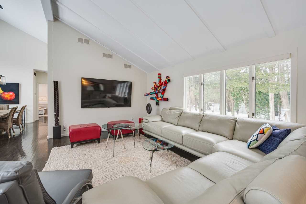 14 Rose Hill Rd - Photo 5 of 21