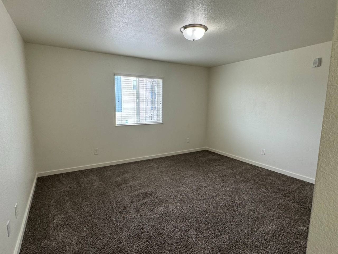 12603 Telge Rd - Photo 7 of 8