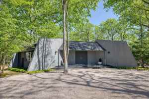 featured image of 27 Brander Pkwy