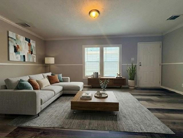 240 Creek Water Cir #402 - Photo 2 of 13