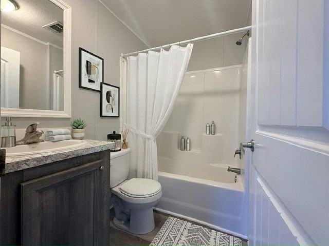 240 Creek Water Cir #402 - Photo 6 of 13