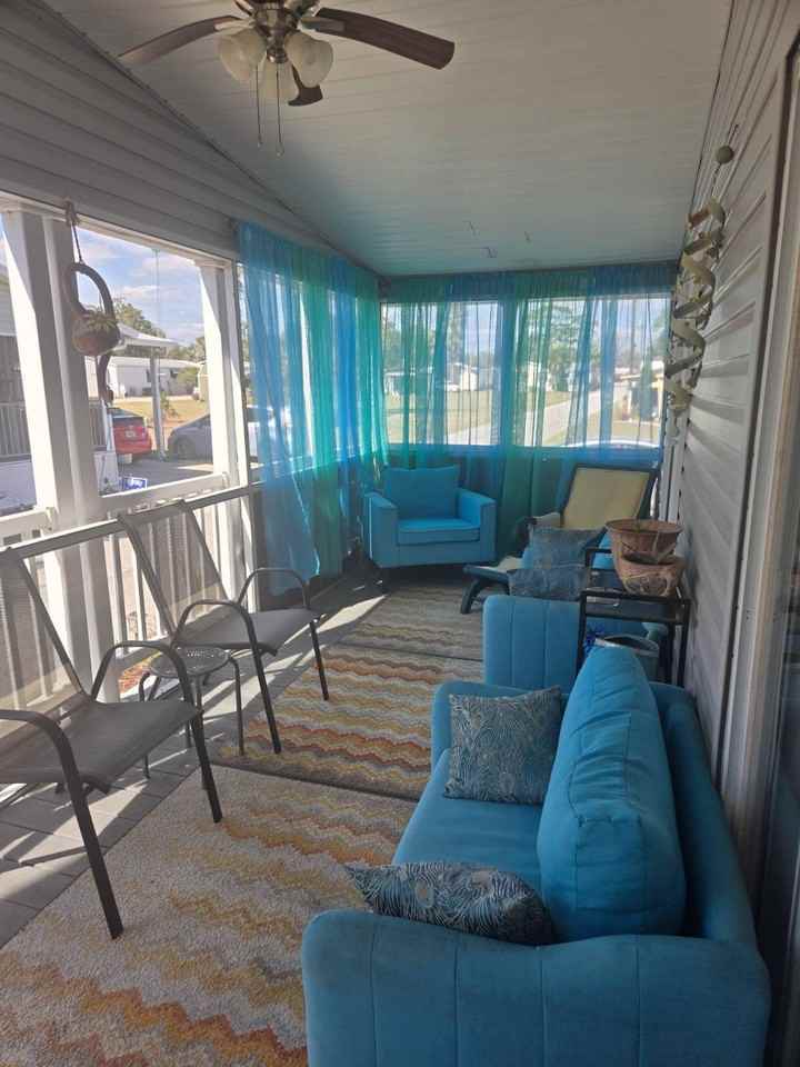 36102 Citrus Blvd - Photo 5 of 24