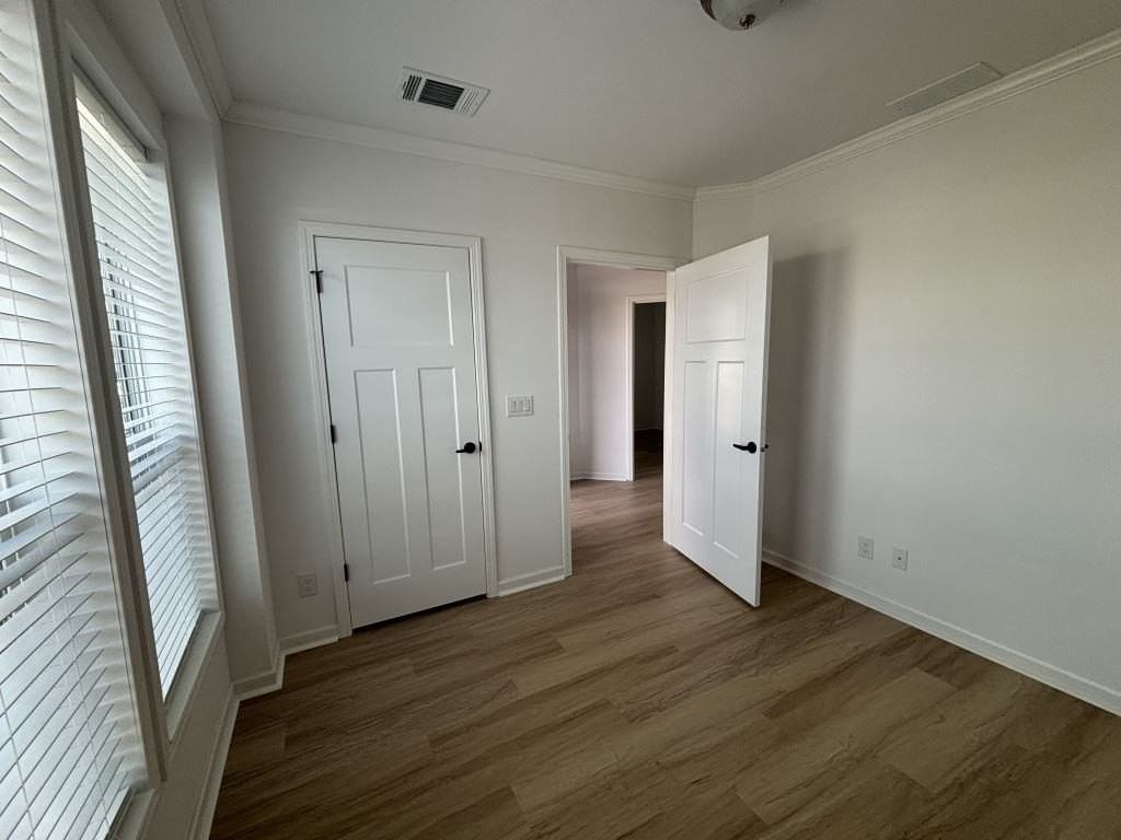 980 Nogoya E #0497 - Photo 5 of 20