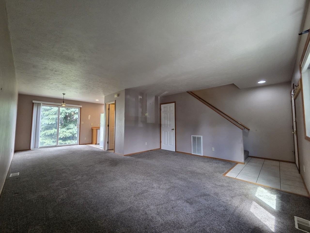 111 N Pondera Ave #B - Photo 3 of 13