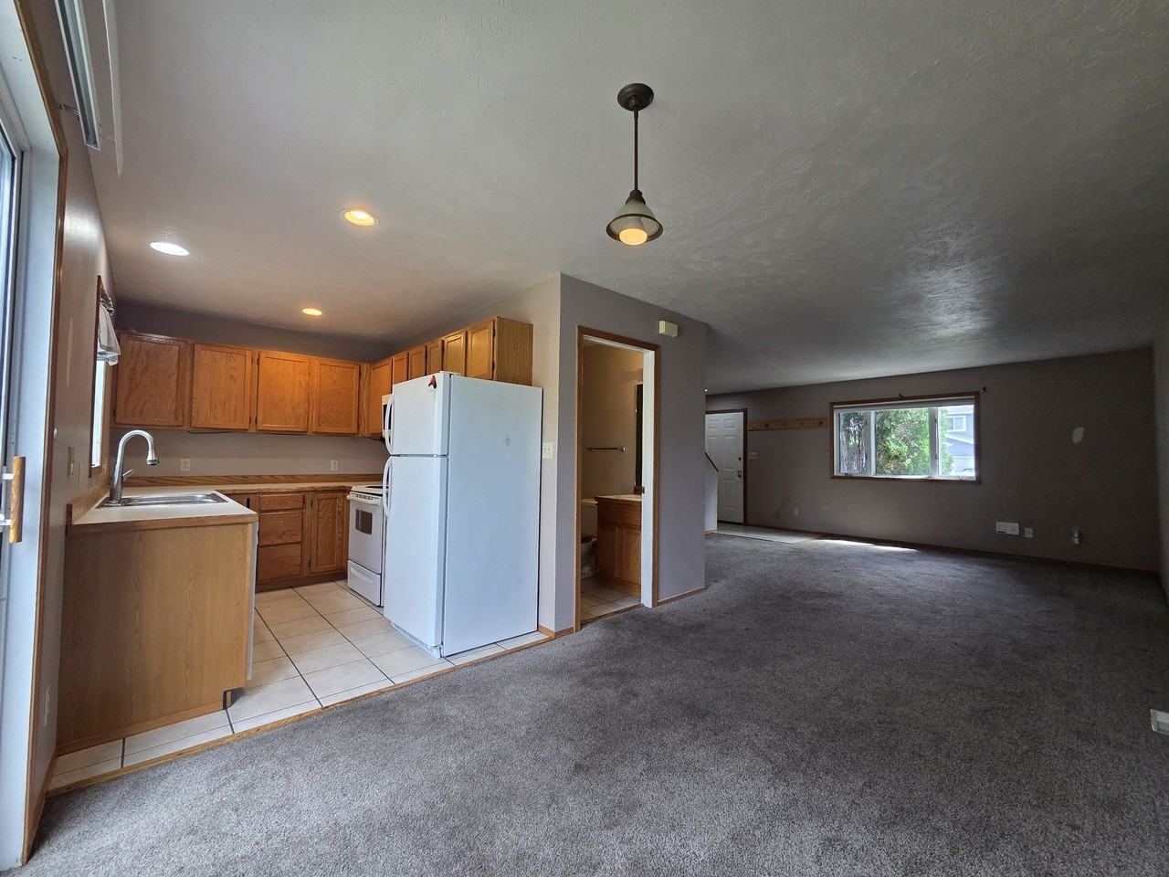 111 N Pondera Ave #B - Photo 6 of 13