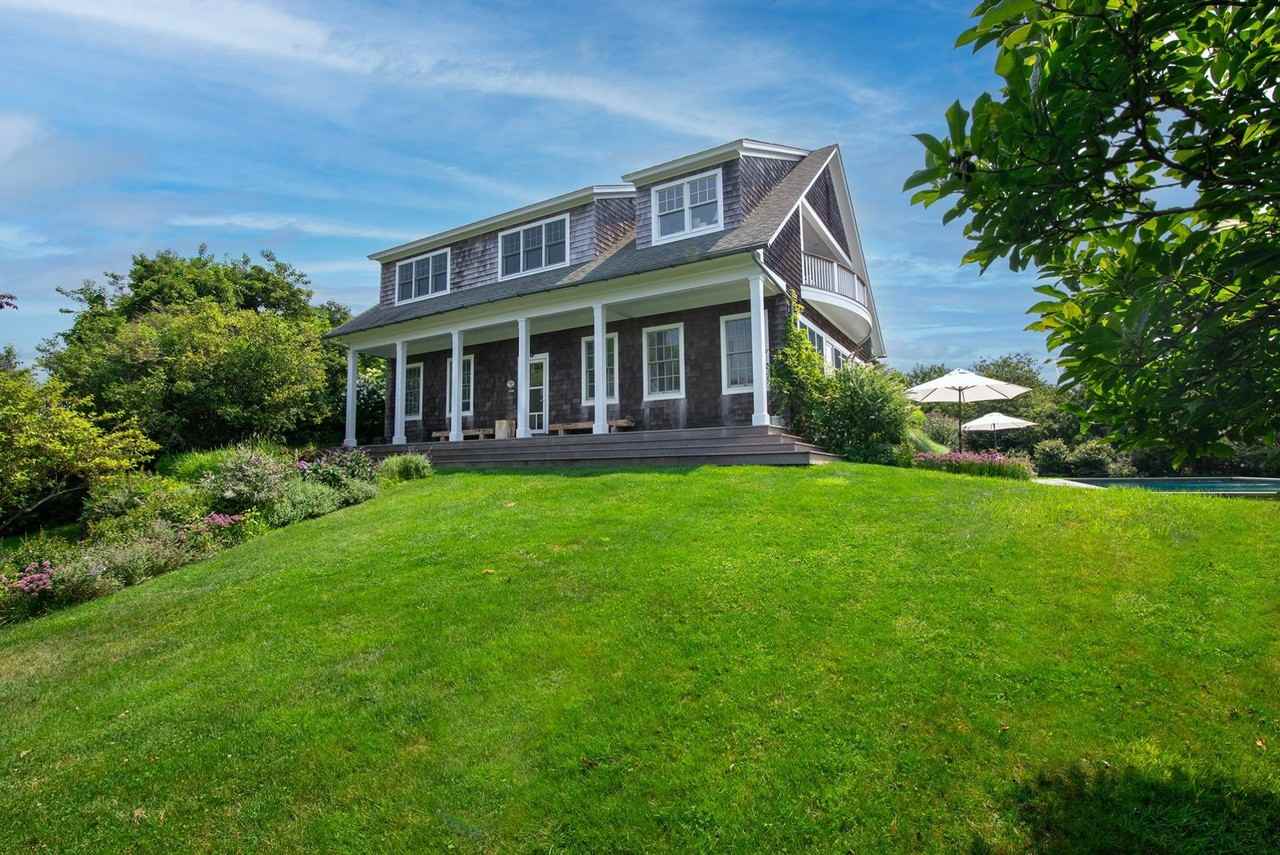 56 Seaview Ave - Photo 2 of 29