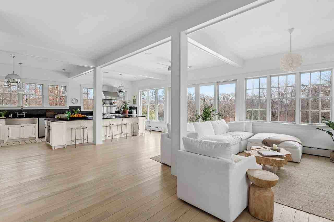 56 Seaview Ave - Photo 4 of 29
