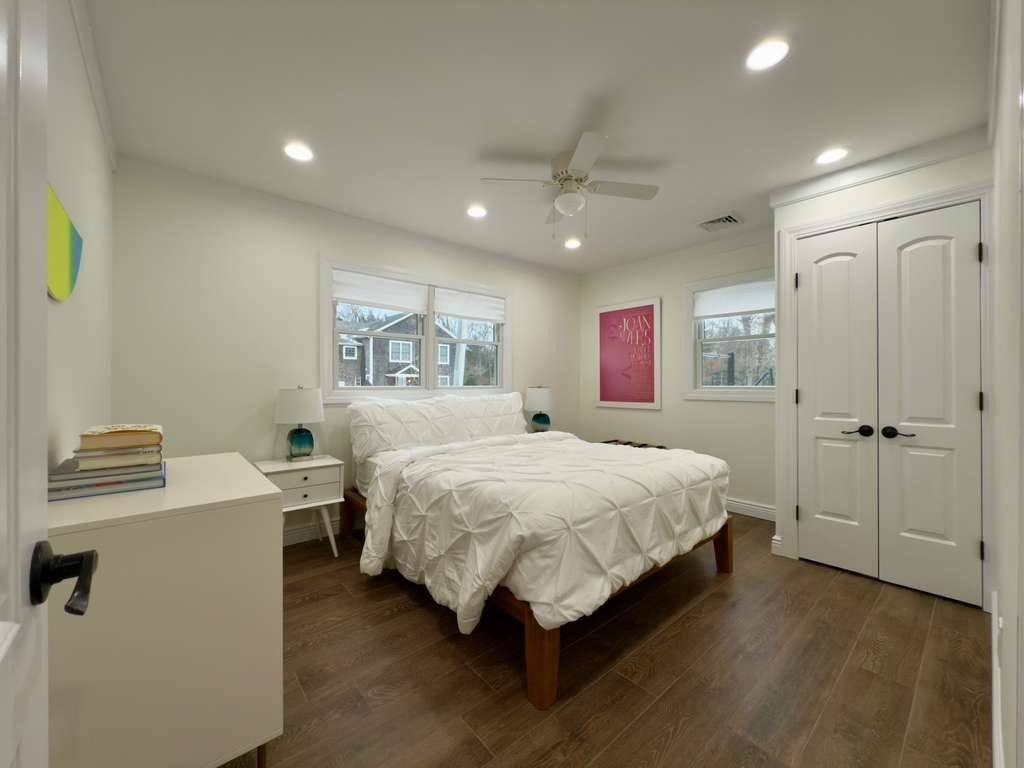 34 13th St - Photo 7 of 9